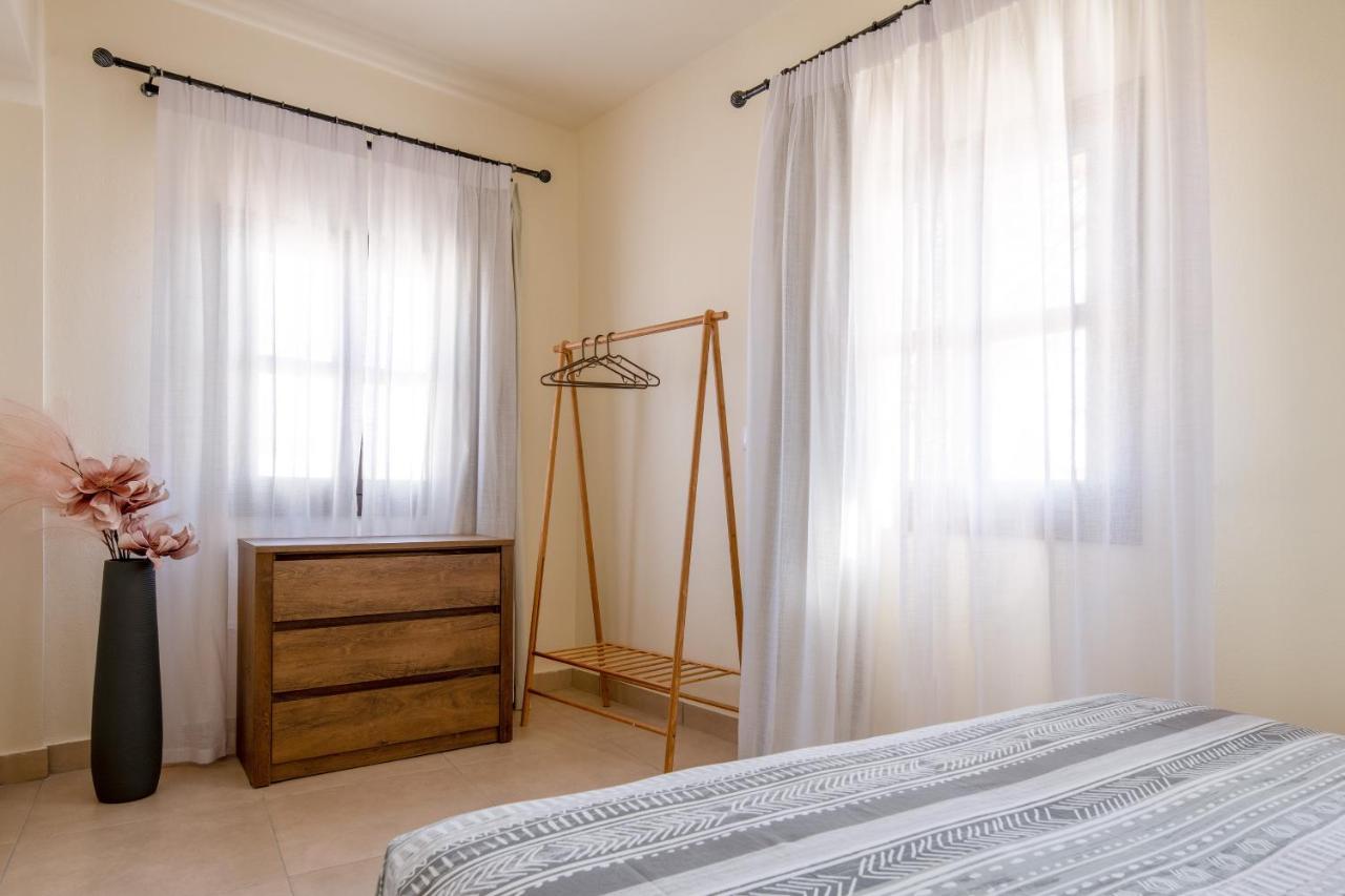 To Rodi Apartments Rhodes City Bagian luar foto